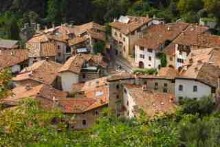 Rooftops of Stranforio, medieval Arco, photography by jane gifford