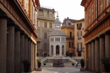 acqui terme spa, piedmont, public well, italain gourmet travel - jane gifford's exclusive photographic travel guide to italy
