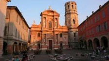 Italy, Piazza di San Prospero, Reggio Emilia, Emilia Romagna , italian gourmet travl, photographer  jane gifford, your exclusive photographic travel guide to italy